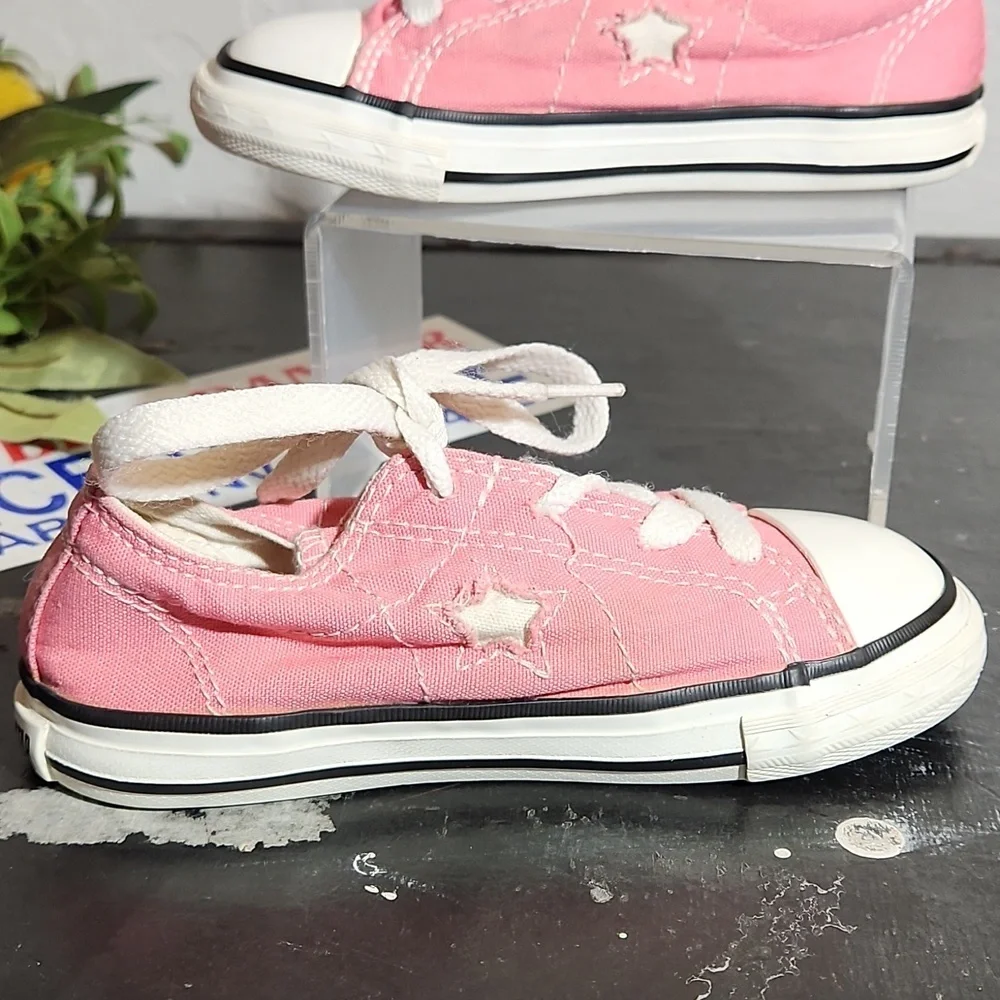 CONVERSE Pink Star Detail Lace Tie All Star Low Top Sneaker 8
